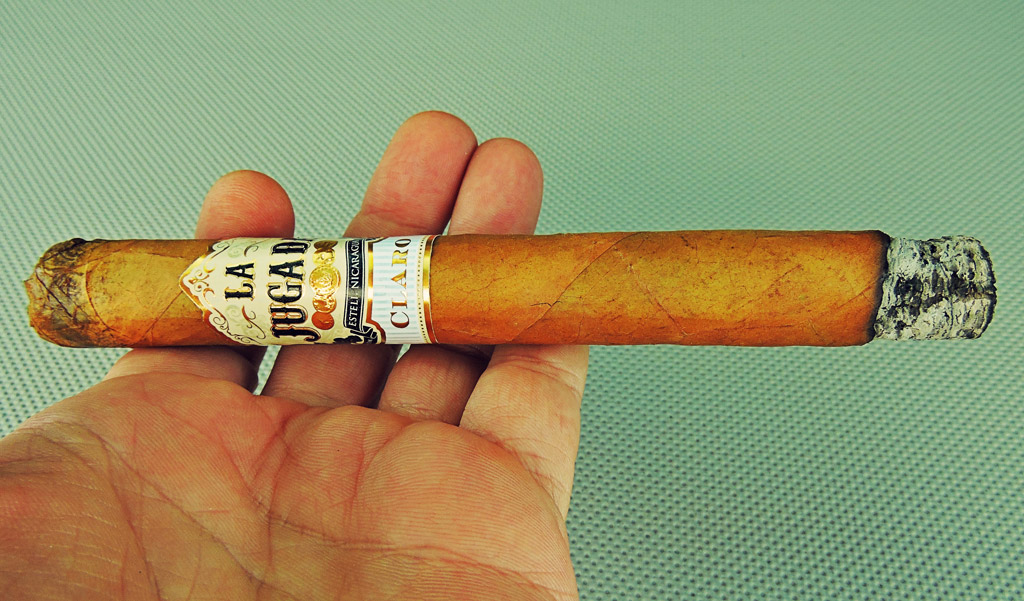 La Jugada Claro cigar review by Cigar-Coop